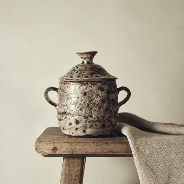 Pot à couvercle de Vallauris